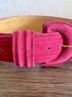CC Courtenay Vintage 90s Wide Pink Suede Belt